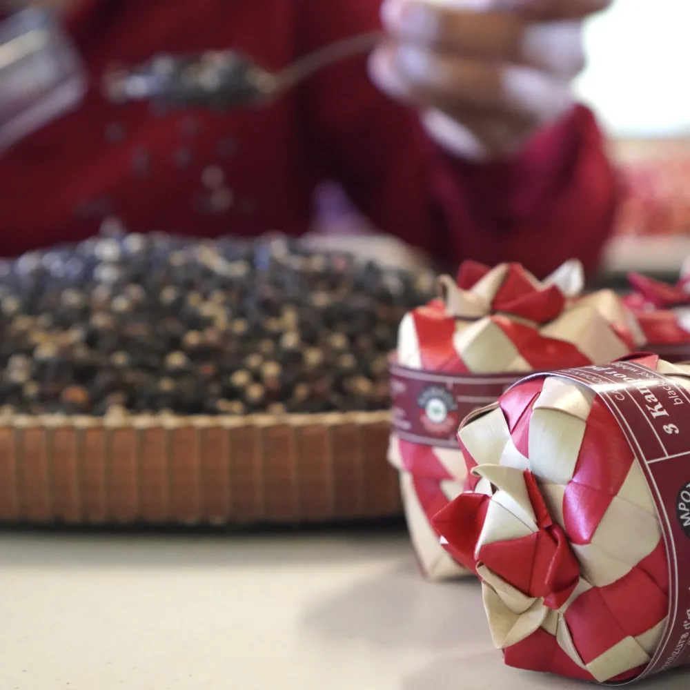 Kampot pepper, whole mixed, packing