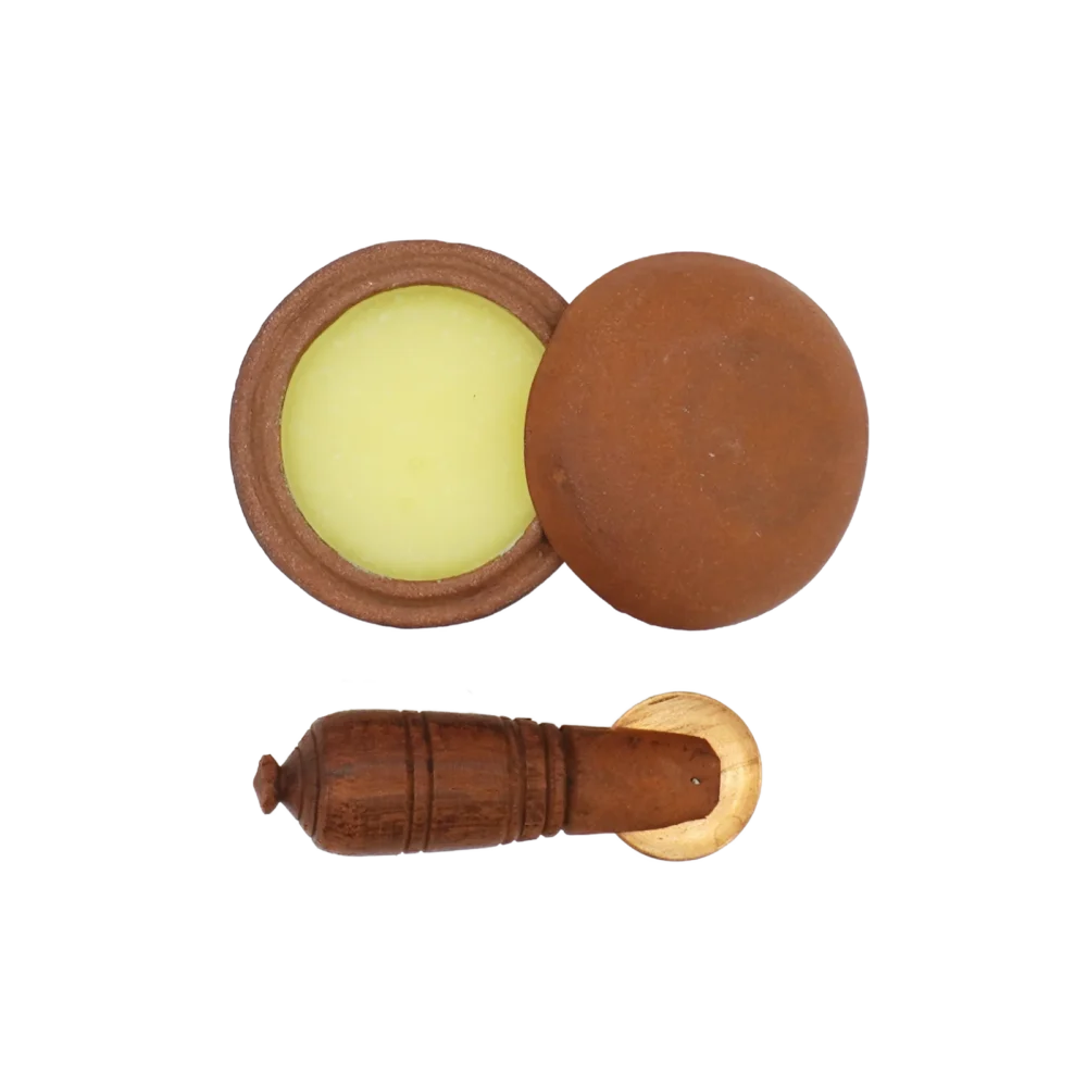 Angkor balm® (strong) pain relieving kit, product opened, top view