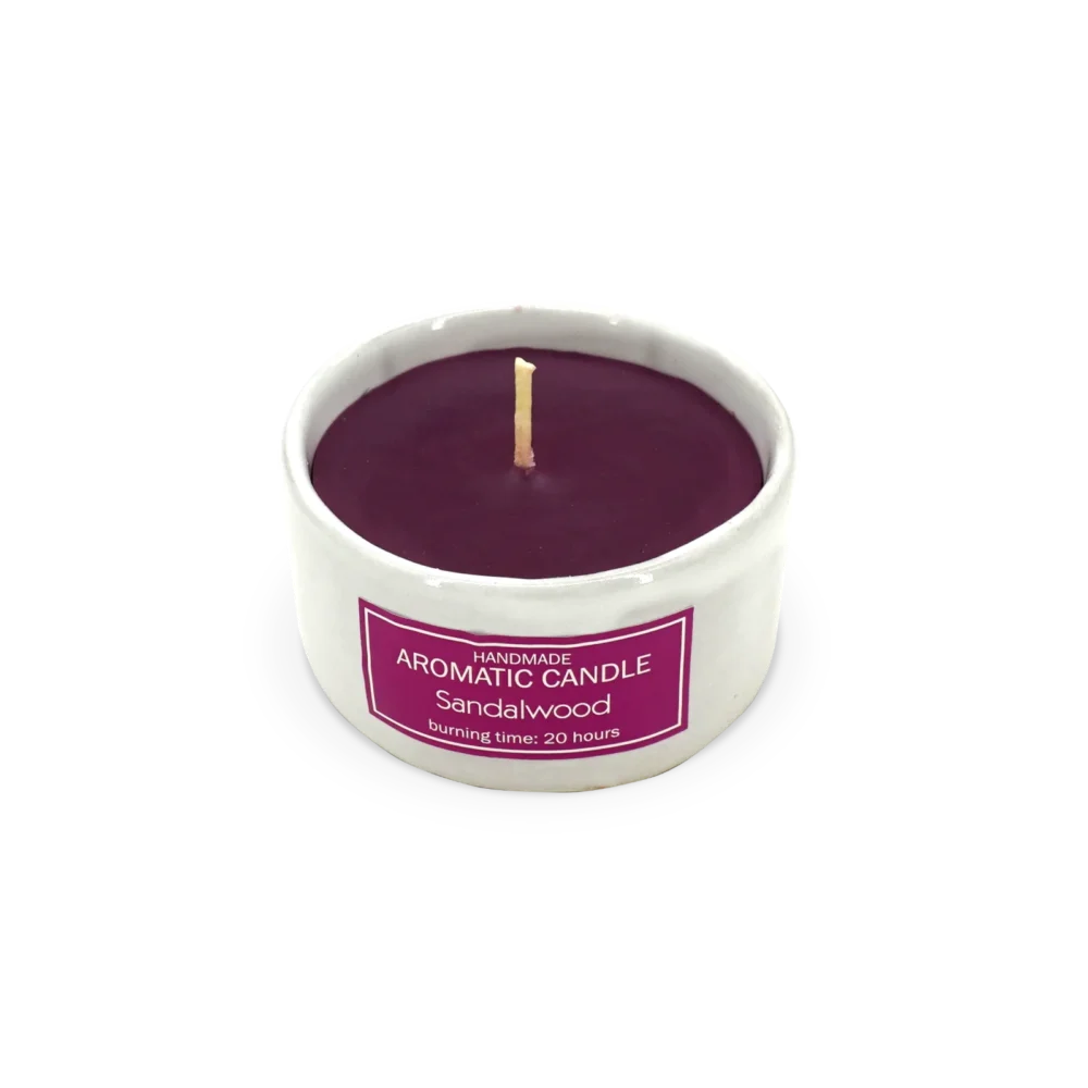 Candle in ceramic, sandalwood scent