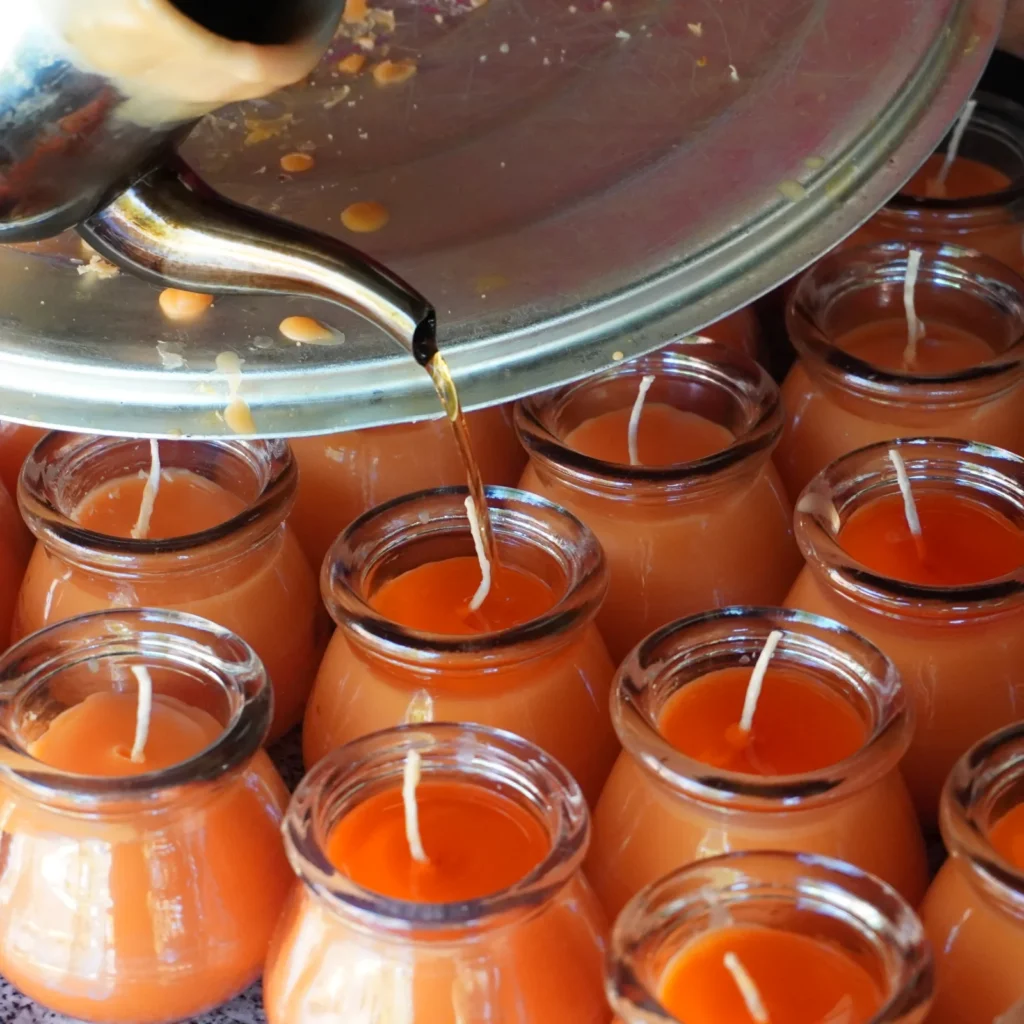 candle making, mango scented