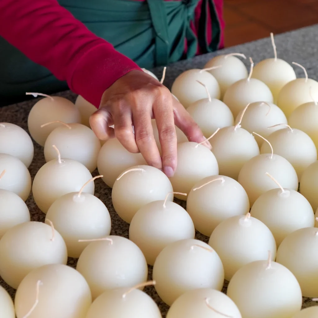 Array of jasmine bowl candles